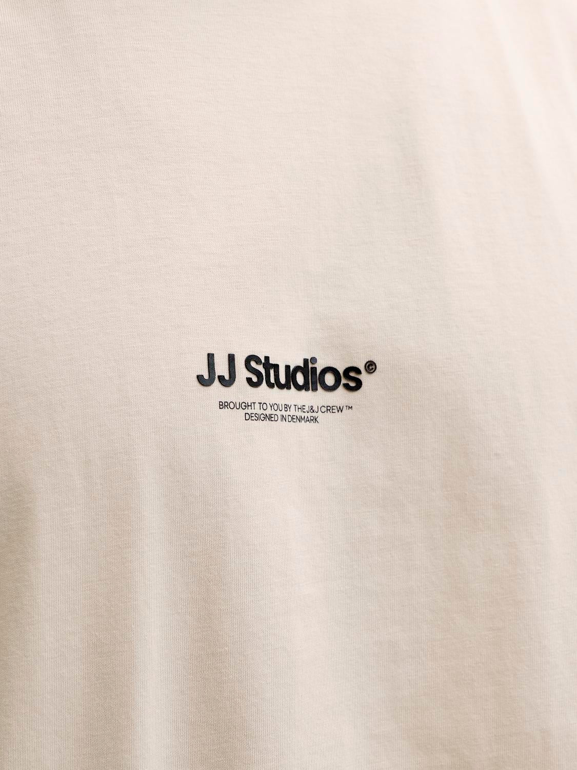 model_shot-detail